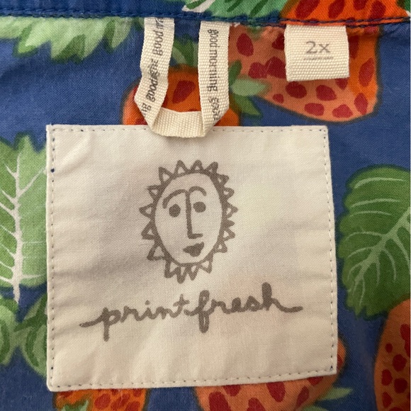 Printfresh Strawberry Fields Pajama Top 2X Button Front Short Sleeve - Picture 8 of 10